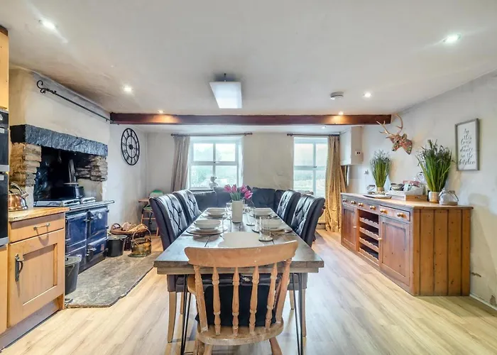 3 Bed In Oc-c34668 Holiday home *